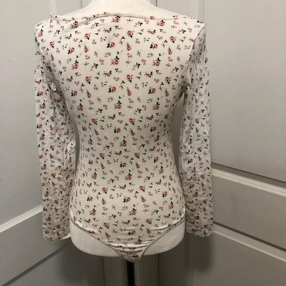 NWT Victoria Secret Pink Floral Bodysuit Size S - Picture 3 of 4